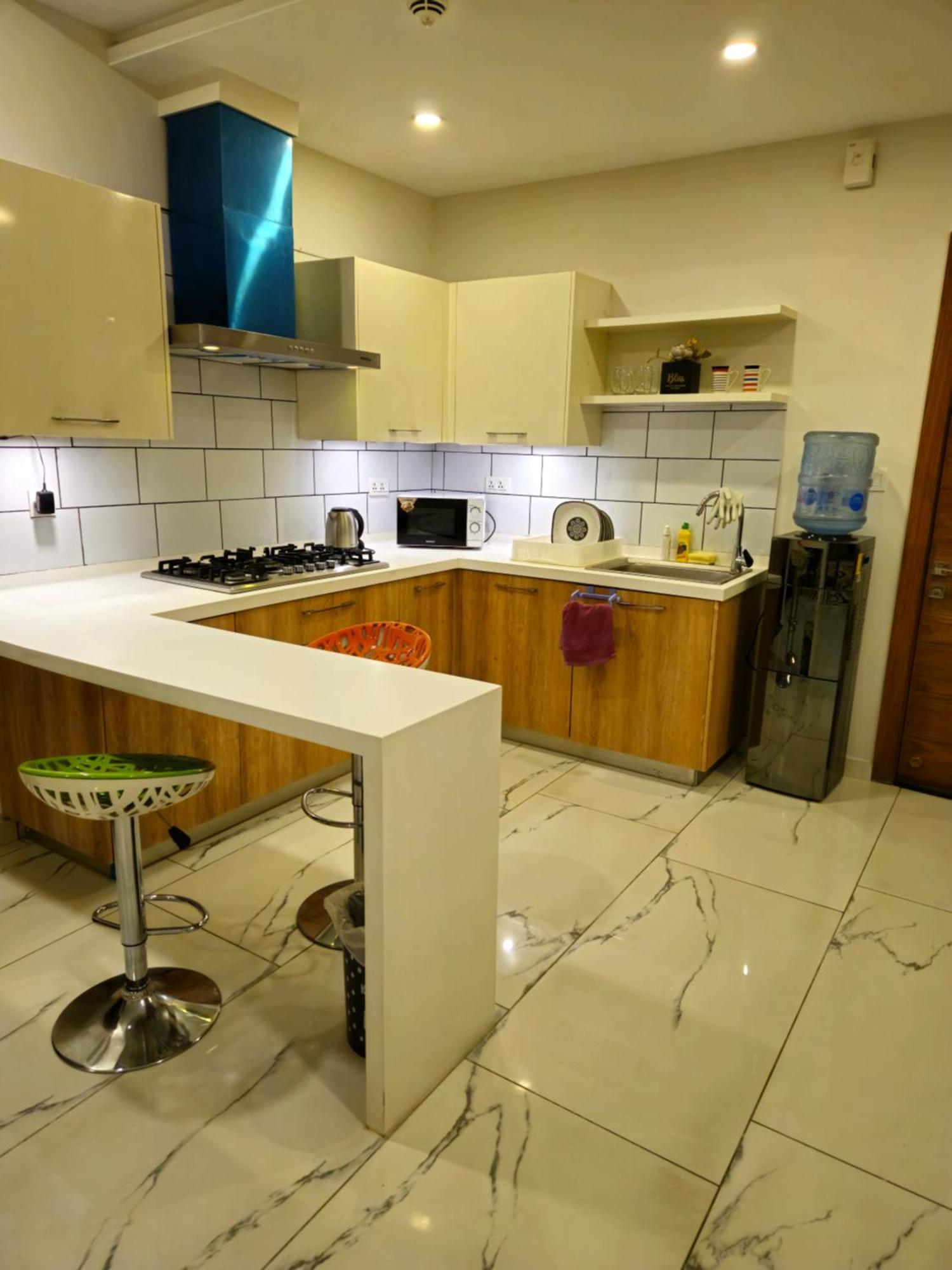 Aesthetic Scenic Luxurious Apartment - Bahria Heights Rawalpindi Buitenkant foto